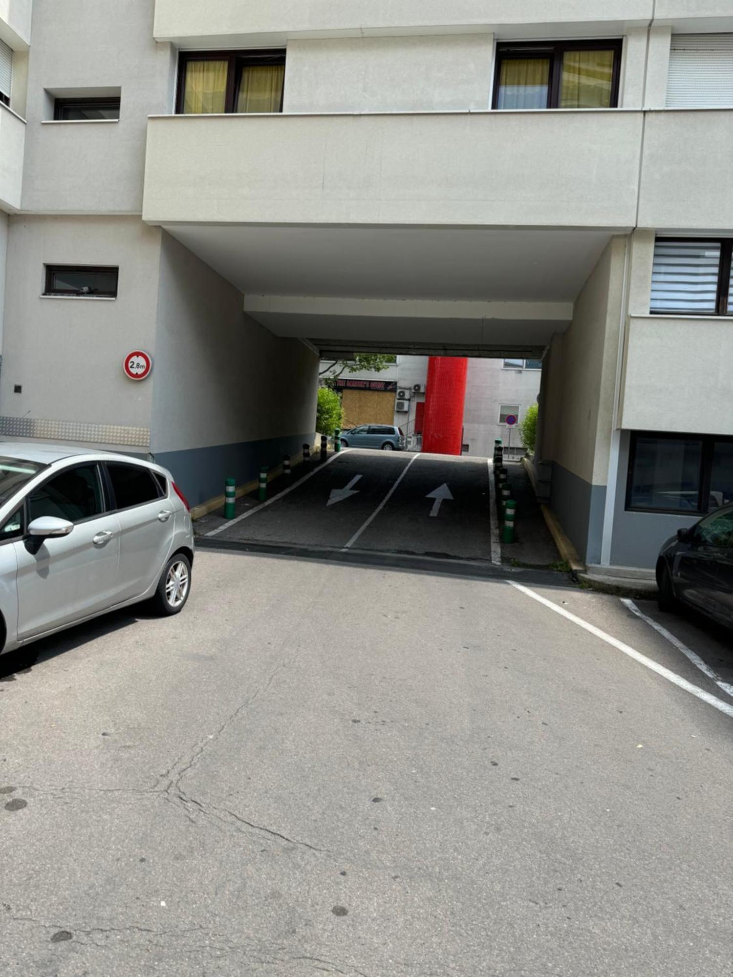 Appartement 3 Pieces Pour 1 A 5 Voyageurs Rillieux-la-Pape Bagian luar foto