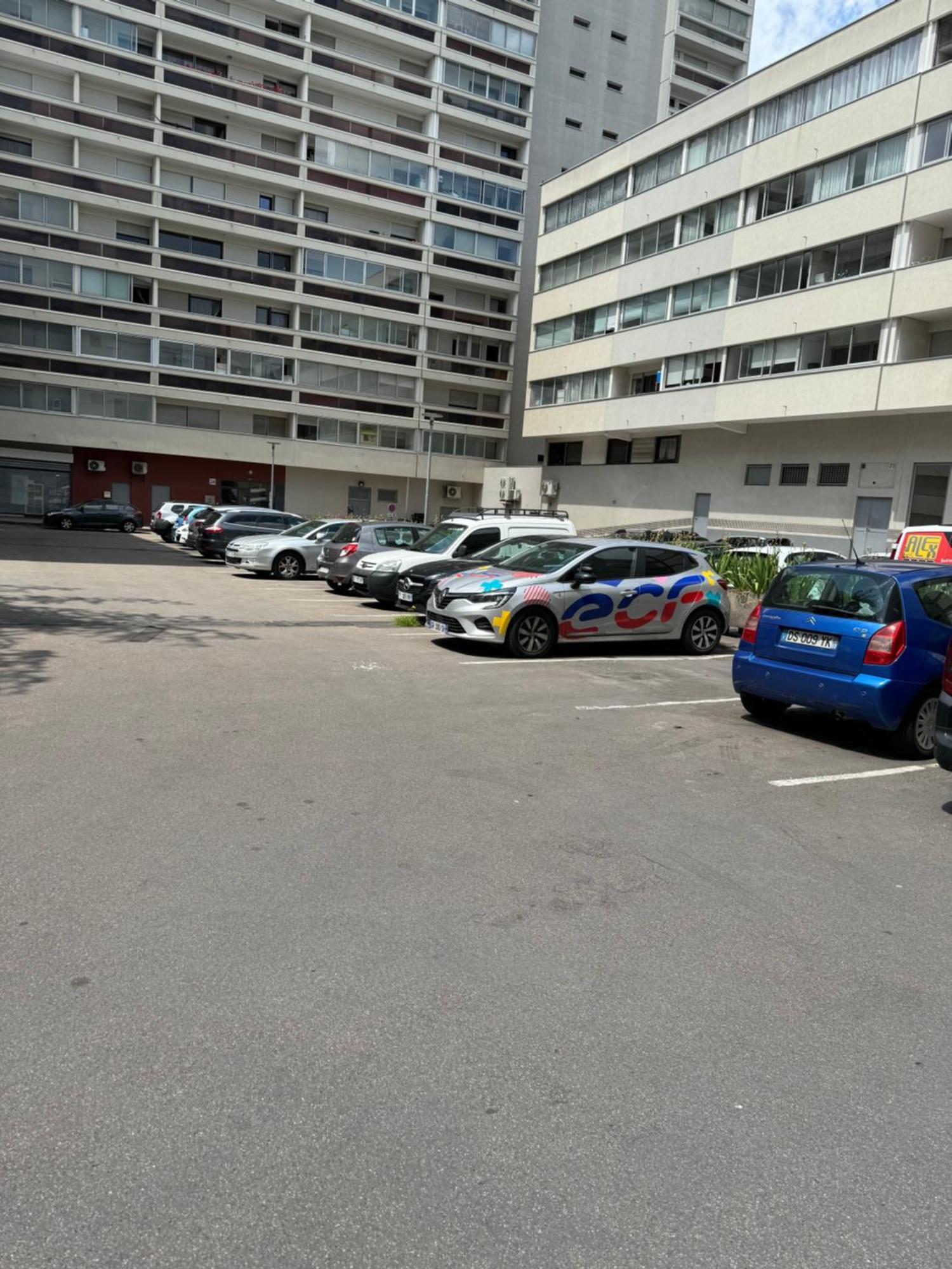 Appartement 3 Pieces Pour 1 A 5 Voyageurs Rillieux-la-Pape Bagian luar foto
