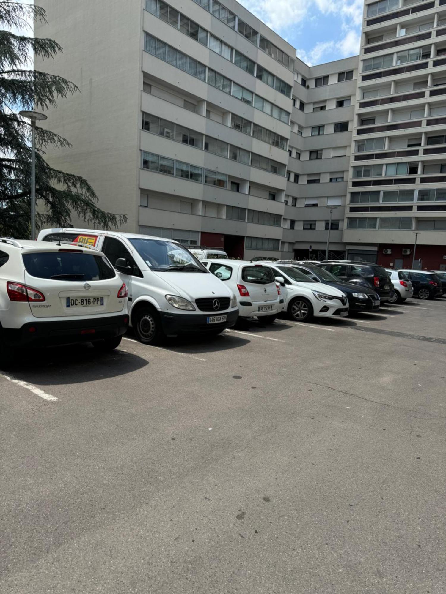 Appartement 3 Pieces Pour 1 A 5 Voyageurs Rillieux-la-Pape Bagian luar foto